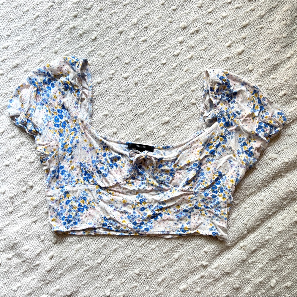 Forever 21 cropped tie front blouse